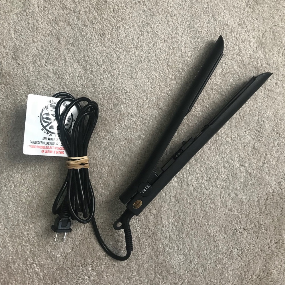 Soleil Flat Iron